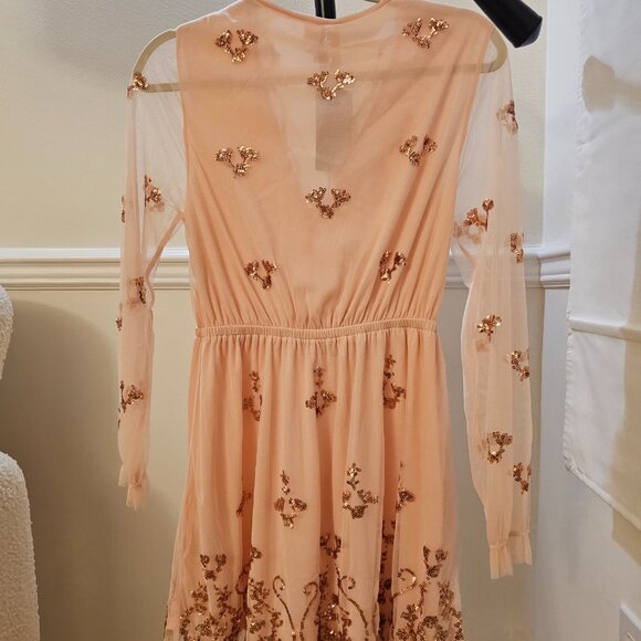 H&M pink sequin dress - Picture 3 of 3